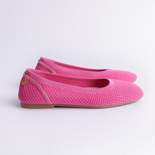 PINK SHOE SIDE PROFILE